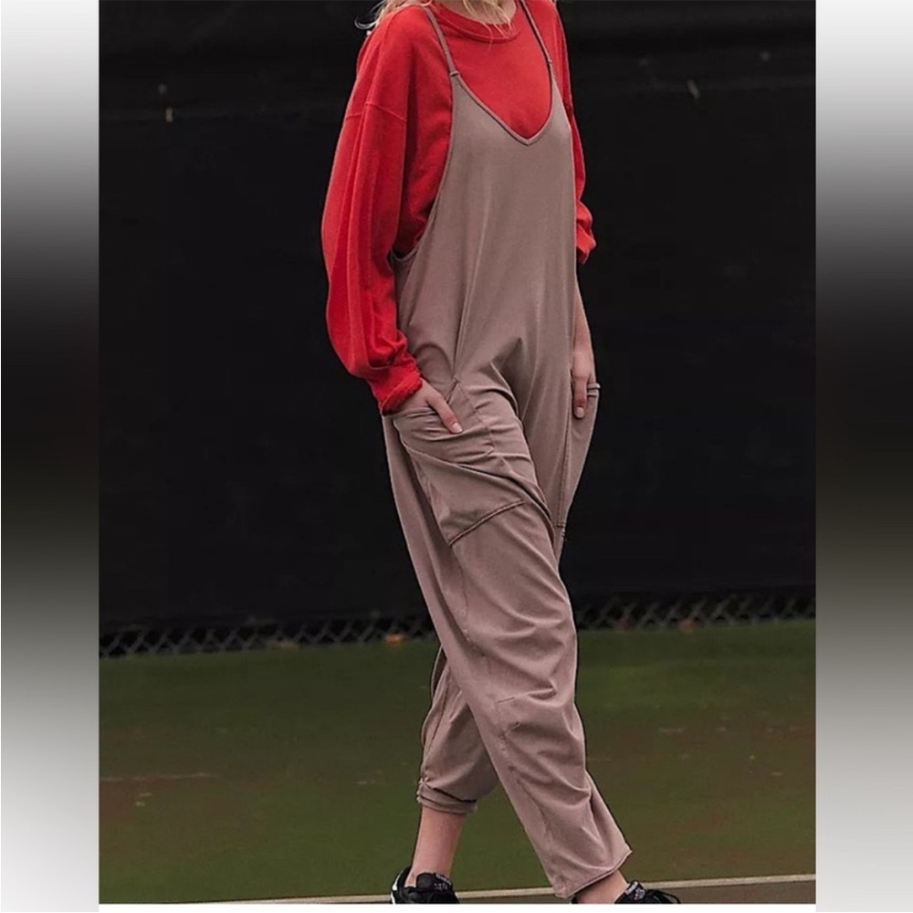 Free People FP Movement Hot Shot Jumpsuit in Pumice L